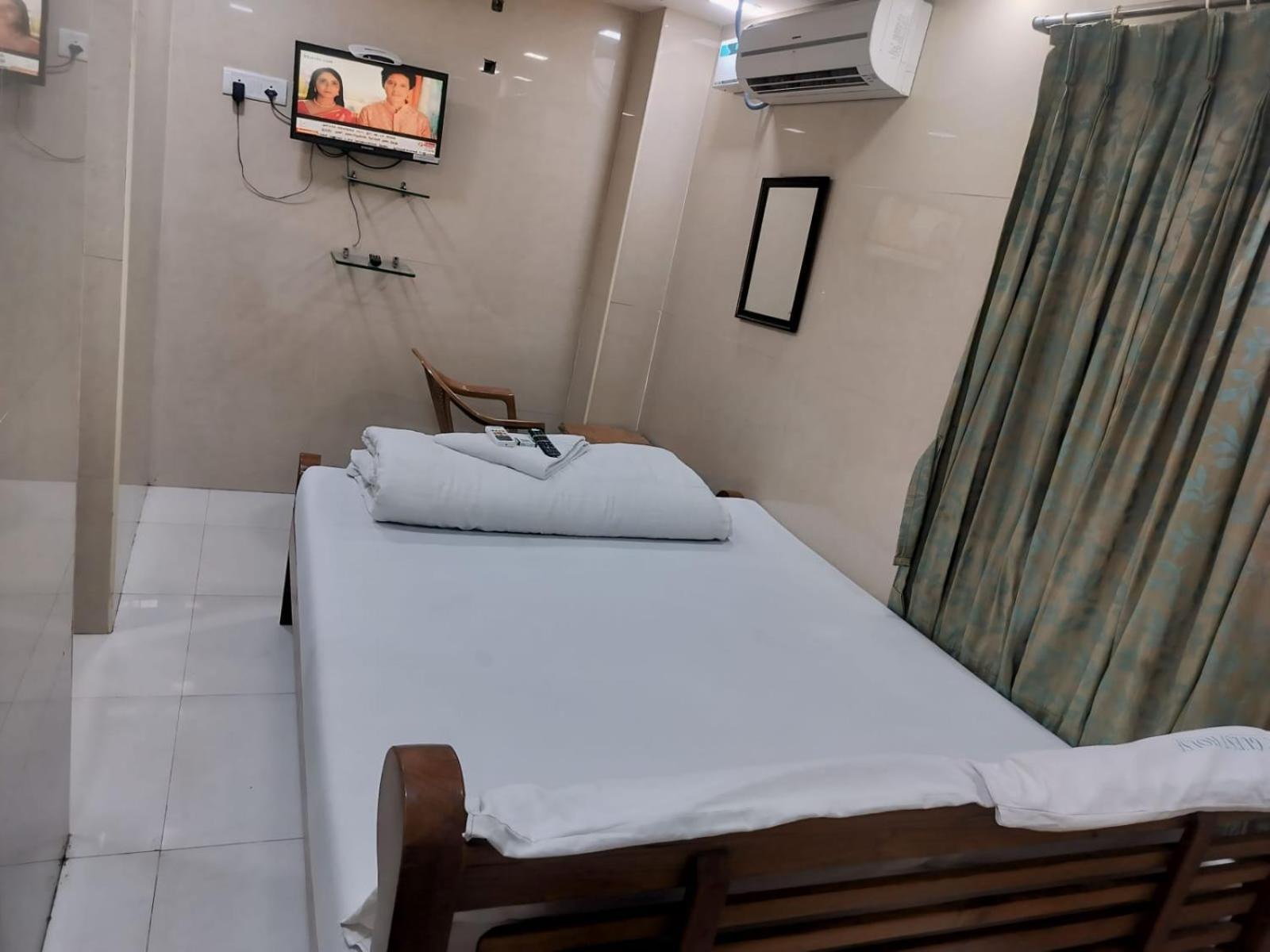 Hotel Mtc Guest House เชนไน ภายนอก รูปภาพ